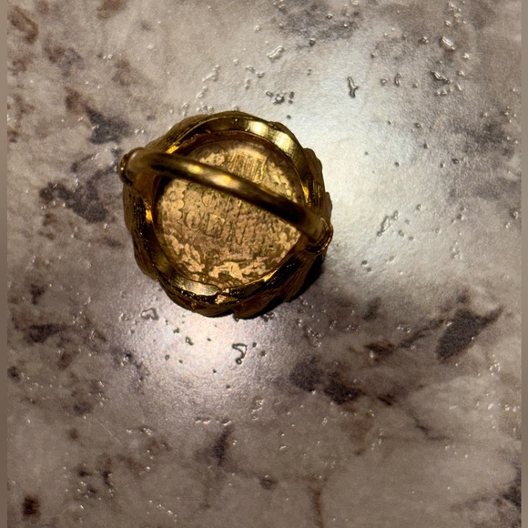 Gold Coin Ring - Picture 10 of 10